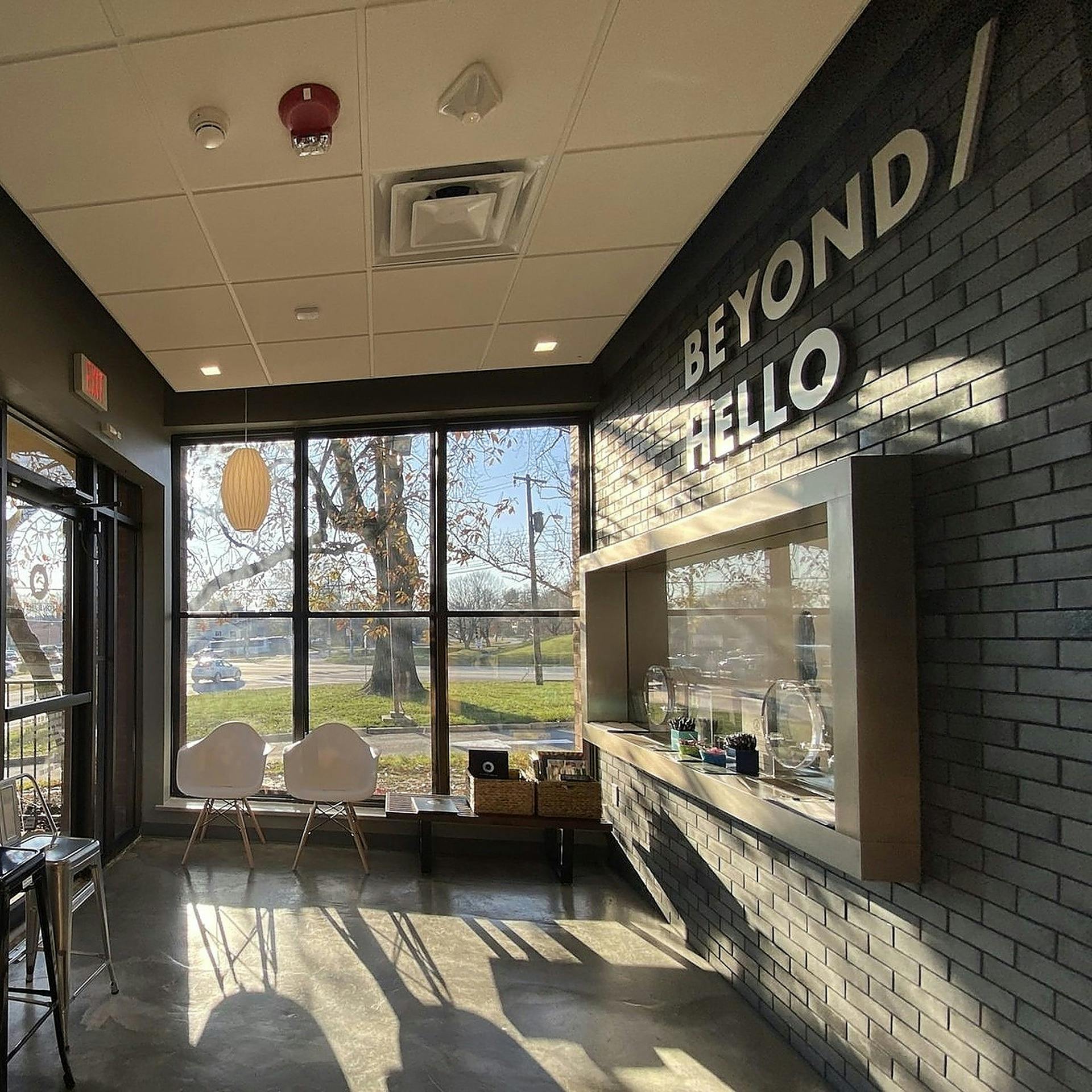 Beyond Hello Eastgate 60 - btri9rm